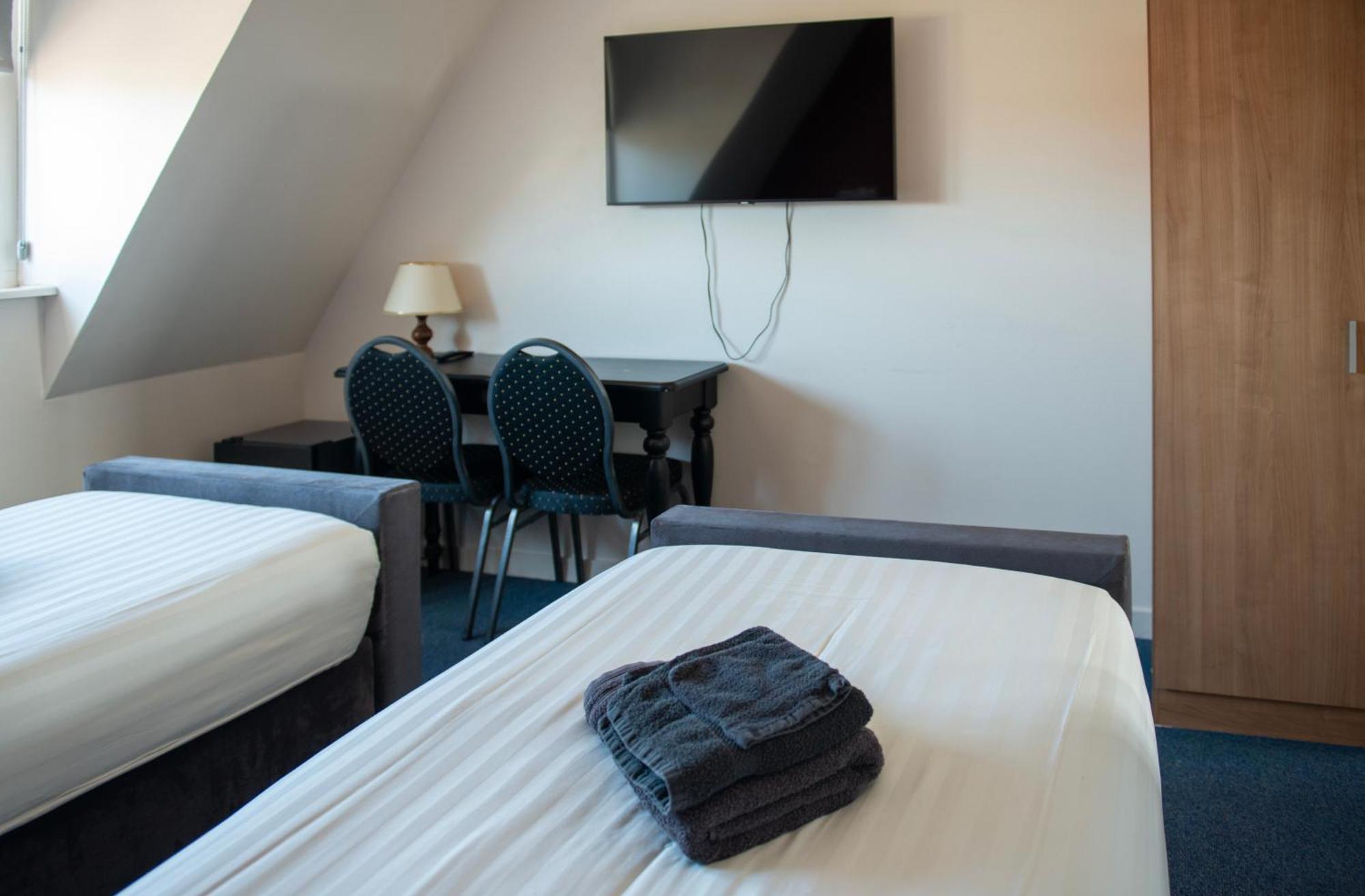 Hotel de Harmonie Sexbierum Extérieur photo